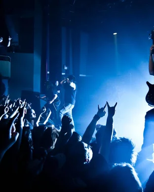 Live concert by Wheel - Band