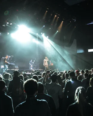 Live concert by Armand Hammer