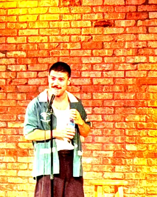 Angelo Colina (In Spanish)